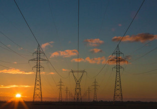 Οι «αφανείς» επεξεργαστές του Κυριάκου