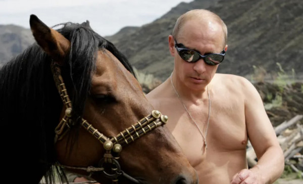 Βλαντιμίρ Πούτιν: Οι Κινέζοι TikTokers έχουν πάθει… έρωτα με τον Ρώσο Πρόεδρο