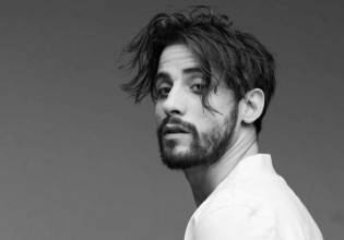 Αναστάσιος Ράμμος: Ερωτευμένος ο τραγουδιστής – Η δημόσια εξομολόγηση για τη σύντροφό του