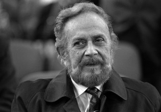 Γιάννης Ρίτσος: Τώρα που μπαίνει η άνοιξη…