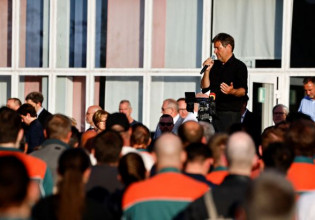 Υπουργός Οικονομίας της Γερμανίας: Απόλυτα βέβαιος για το ευρωπαϊκό εμπάργκο στο ρωσικό πετρέλαιο