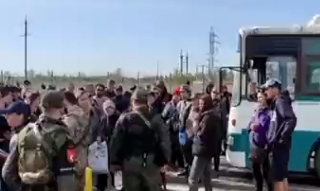 Μαριούπολη: Οι Ουκρανοί καταγγέλλουν αναγκαστικές «απομακρύνσεις» πολιτών προς τη Ρωσία