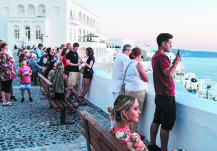 Κικίλιας: Περιμένουμε 900.000 τουρίστες από τη Σερβία