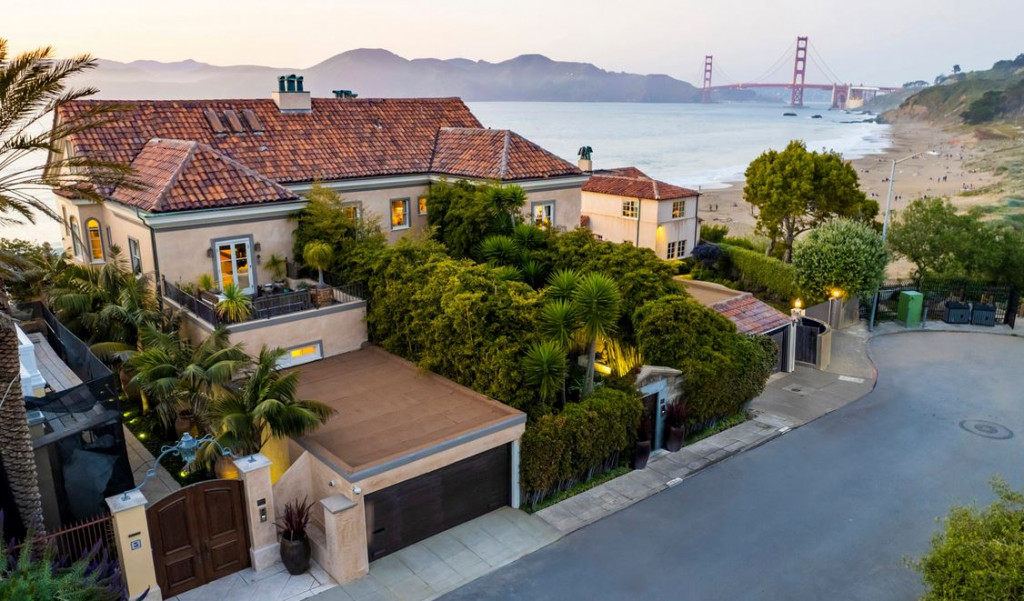 Σάρον Στόουν: Στο «σφυρί» η έπαυλή της έναντι… μυθικού ποσού [Εικόνες]