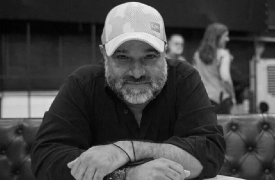 Κώστας Κωστόπουλος: Από τις τεράστιες τηλεοπτικές επιτυχίες στην καταγγελία για βιασμό και την παραίτηση