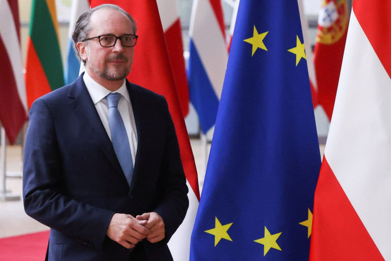 Αυστρία: Δεν θέλει να ενταχθεί στο ΝΑΤΟ – Θα επενδύσει περισσότερα χρήματα στην ασφάλειά της