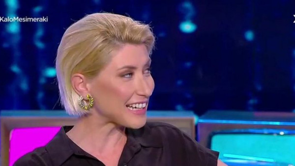 Eurovision 2022: Η Σία Κοσιώνη… αυτοτρολάρεται για την ομοιότητά της με την τραγουδίστρια της Σουηδίας