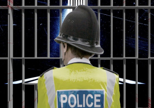 Θρίλερ με τον εντοπισμό νεκρού 14χρονου σε δάσος – «Ανεξήγητα τα αίτια θανάτου του»