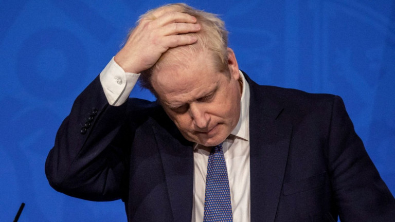 Partygate: Μεθύσι, αδιαθεσία, καυγάς σε πάρτι της Ντάουνινγκ Στριτ