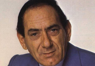 Στράτος Διονυσίου: Η φυλάκιση για ναρκωτικά και η μεγάλη επιστροφή