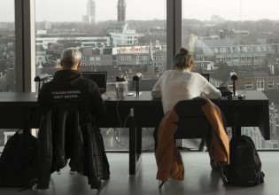 ΗΠΑ: Γιατί οι φοιτητές αφήνουν τις σπουδές τους και πιάνουν δουλειά