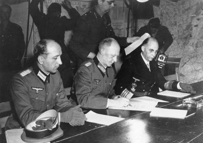 7 Μαΐου 1945: Η παράδοση των Γερμανών, το τέλος του πολέμου στην Ευρώπη