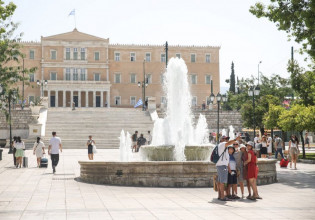 Μπακογιάννης: Τέλος Ιουνίου η πλατεία Συντάγματος στη διάθεση των πολιτών