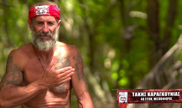 Survivor: O Καραγκούνιας νιώθει… Τριαντάφυλλος – Παράτησε την ομάδα και έφτιαξε δική του καλύβα