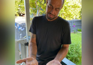 Τέξας: «Θα έπρεπε να έχει σκοτώσει εμένα», λέει ο πατέρας του δράστη