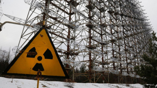 Ουκρανία: Πυρκαγιές γύρω από τον πυρηνικό σταθμό του Τσερνόμπιλ
