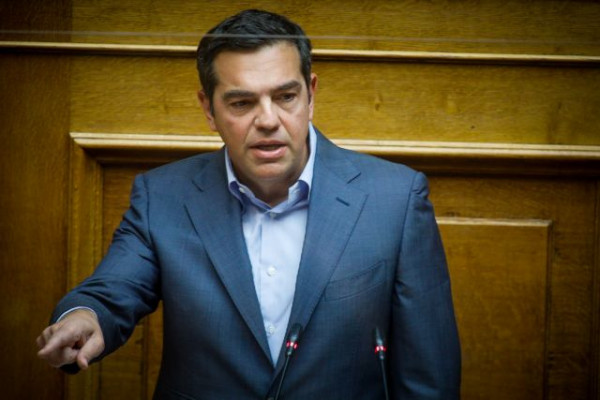 Τροπολογία Τσίπρα για το ηλεκτρικό ρεύμα – Τι προβλέπει για τις ρήτρες αναπροσαρμογής