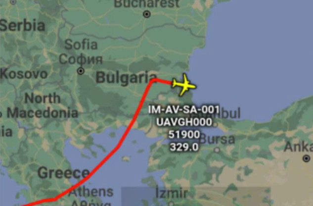 Τουρκικά ΜΜΕ: Μη επανδρωμένο αεροσκάφος του ΝΑΤΟ αποφεύγει τον εναέριο χώρο της Τουρκίας