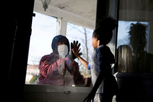 ΗΠΑ – κοροναϊός: Το CDC καλεί το ένα τρίτο των Αμερικανών πολιτών να χρησιμοποιούν ξανά μάσκα