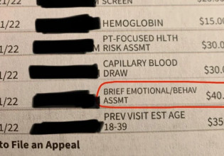 Νοσοκομείο χρέωσε γυναίκα 40 ευρώ επειδή… έκλαψε