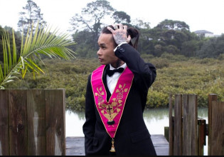 «Γιατί είναι μόνο για άνδρες;» – Δέκα ερωτήσεις που πάντα ήθελες να κάνεις σε έναν Μασόνο