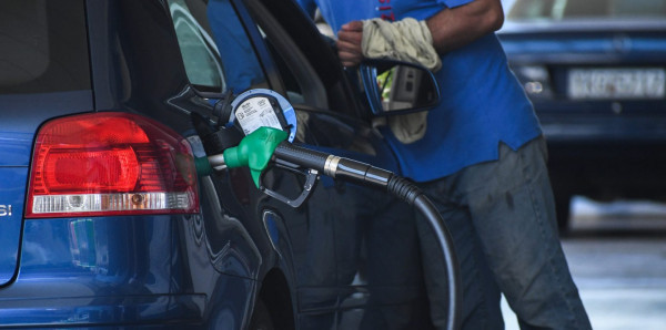 Θεσσαλονίκη: Φούλαρε βενζίνη και έφυγε χωρίς να πληρώσει