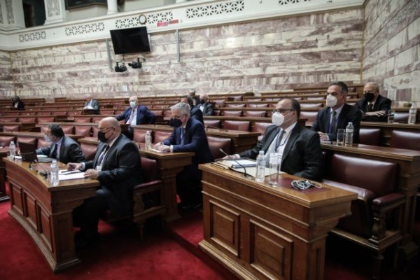 Βουλή: Την έκθεση πεπραγμένων της για το 2020-2021 παρουσίασε η Επιτροπή Κεφαλαιαγοράς