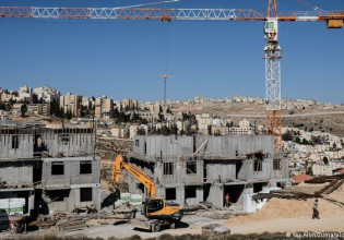 ΕΕ προς Ισραήλ: «Οι νέοι οικισμοί είναι πρόσθετο εμπόδιο για μια λύση δύο κρατών»