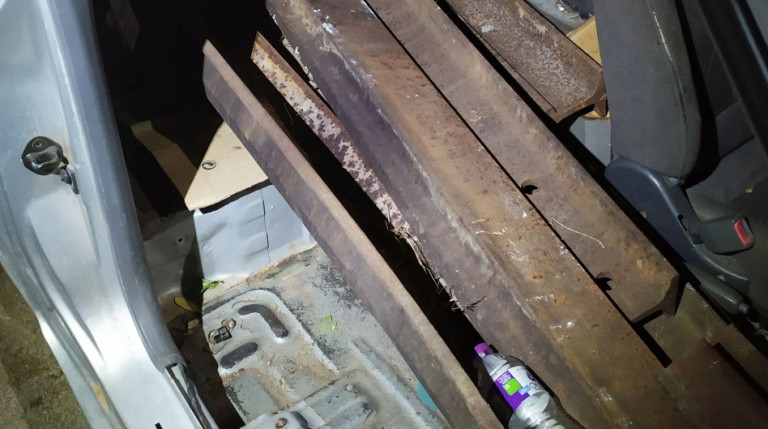 Λαμία: Ξήλωσαν ράγες από το δίκτυο του ΟΣΕ για να τις πουλήσουν