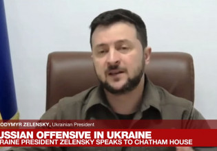 Ζελένσκι: «Η Μαριούπολη βασανίζεται μέχρι θανάτου – Η Ρωσία εκβιάζει την Ευρώπη μέσω απειλών»