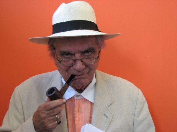 Ο Βασίλης Βασιλικός μιλά σε γερμανική εφημερίδα και δηλώνει θλίψη για το “Ζ” στα ρωσικά τανκς