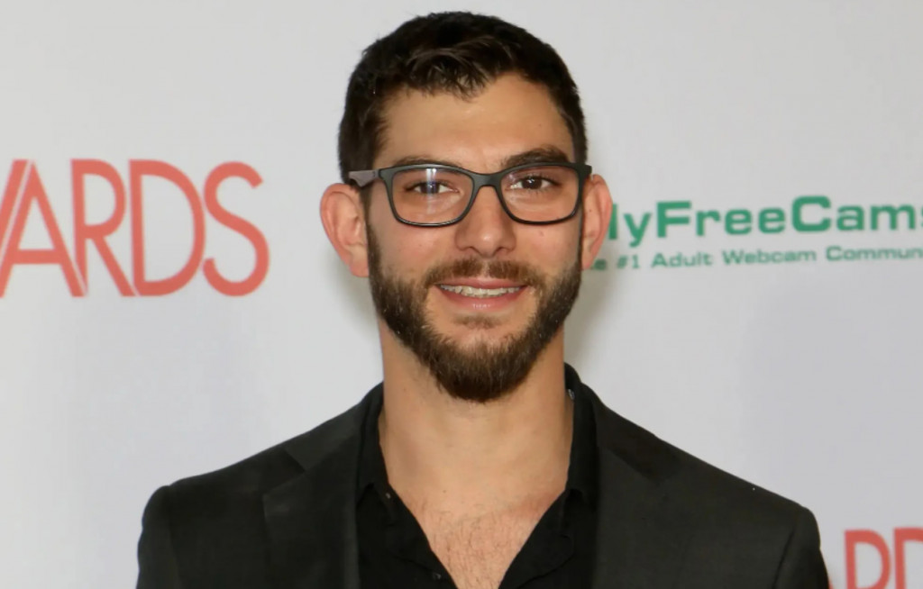 Νεκρός πασίγνωστος πορνοστάρ – Το όνειρο που βγήκε αληθινό και η πνευμονία