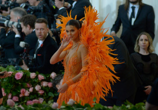 Met Gala: Οι 10 εμφανίσεις που μας έχουν μείνει αξέχαστες