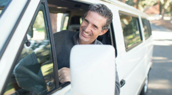 «Εδώ χωράει και νταλίκα» – Φράσεις που μπορεί να πεις όταν οδηγείς και… όταν κάνεις σεξ