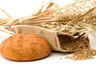 Ανατιμήσεις: Στις μυλόπετρες της ακρίβειας οι καταναλωτές – Το ράλι στα σιτηρά «καίει» το ψωμί