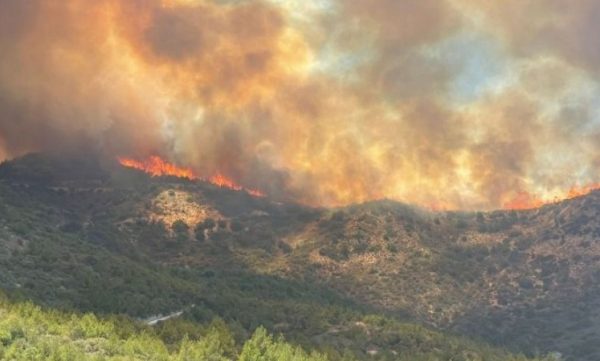 Κατεχόμενα: Συναγερμός στη πυροσβεστική από μεγάλη πυρκαγιά – Εκκενώνονται χωριά