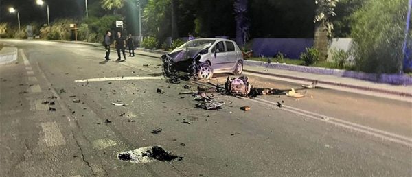 Ρόδος: Σφοδρό τροχαίο με έναν τραυματία – Συντρίμμια το ΙΧ