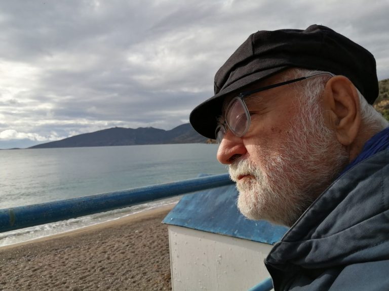 Δημήτρης Τζουβάλης, ο συγγραφέας της Αντίκυρας