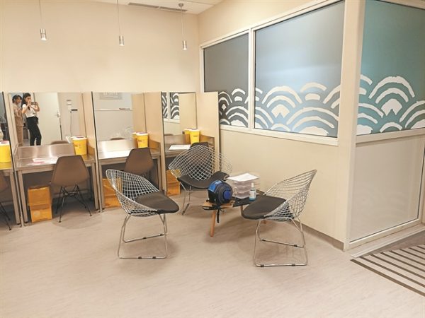 Μια βάρδια στο «Στέκι 46», τον χώρο εποπτευόμενης χρήσης ναρκωτικών