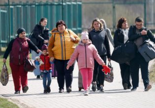 Ουκρανία: Άλλοι 600 πρόσφυγες έφτασαν στην Ελλάδα