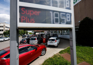 Γερμανία: Σχεδόν οι μισοί πολίτες έχουν υποχρεωθεί να περιορίσουν τις δαπάνες τους λόγω υψηλού πληθωρισμού