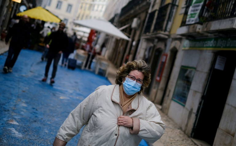 Κοροναϊός: Υποπαραλλαγή της Όμικρον φουντώνει τα κρούσματα στην Πορτογαλία – Απειλή για την τουριστική σεζόν