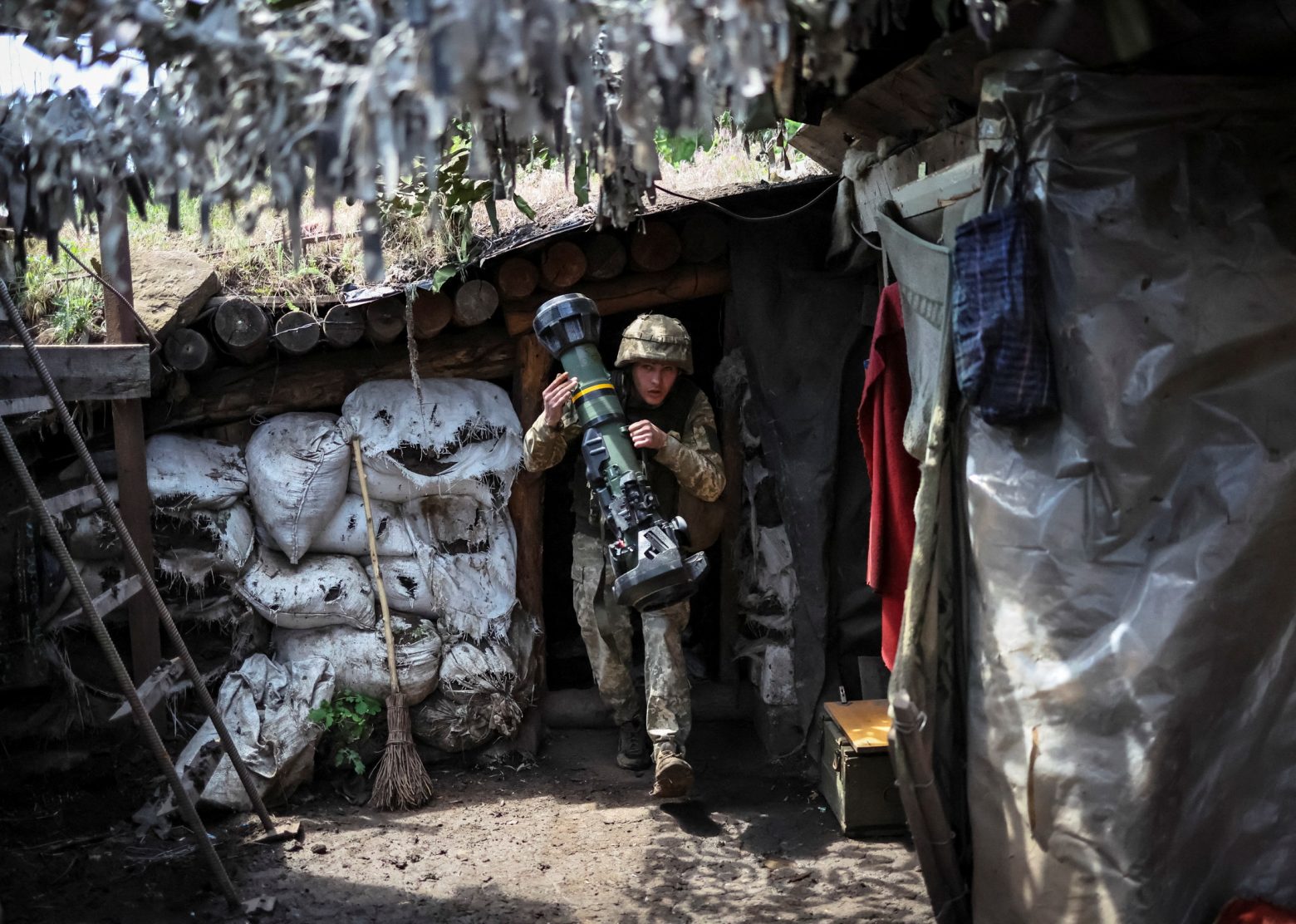 Ουκρανία: Οι σοβαρές απώλειες και η έλλειψη πυρομαχικών μπορεί να καθορίσουν την πορεία του πολέμου