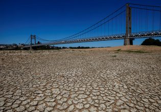 Καύσωνας: Το φετινό καλοκαίρι σπάει ρεκόρ και νεύρα