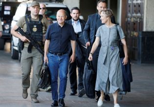 Ουκρανία: Έφτασαν στο Κίεβο Μακρόν, Σολτς και Ντράγκι – Τι θα συζητήσουν με τον Ζελένσκι