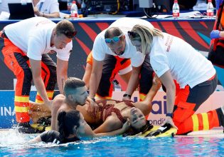 Anita Alvarez: Παγκόσμιο σοκ από την λιποθυμία της μέσα στην πισίνα – Βίντεο από τη διάσωση