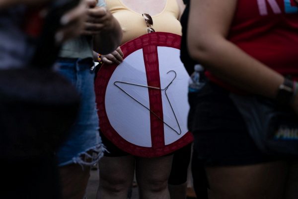 Αμβλώσεις: Ενώσεις και φορείς δημιουργούν «καταφύγια» στις ΗΠΑ που εγγυώνται το δικαίωμα στις επεμβάσεις