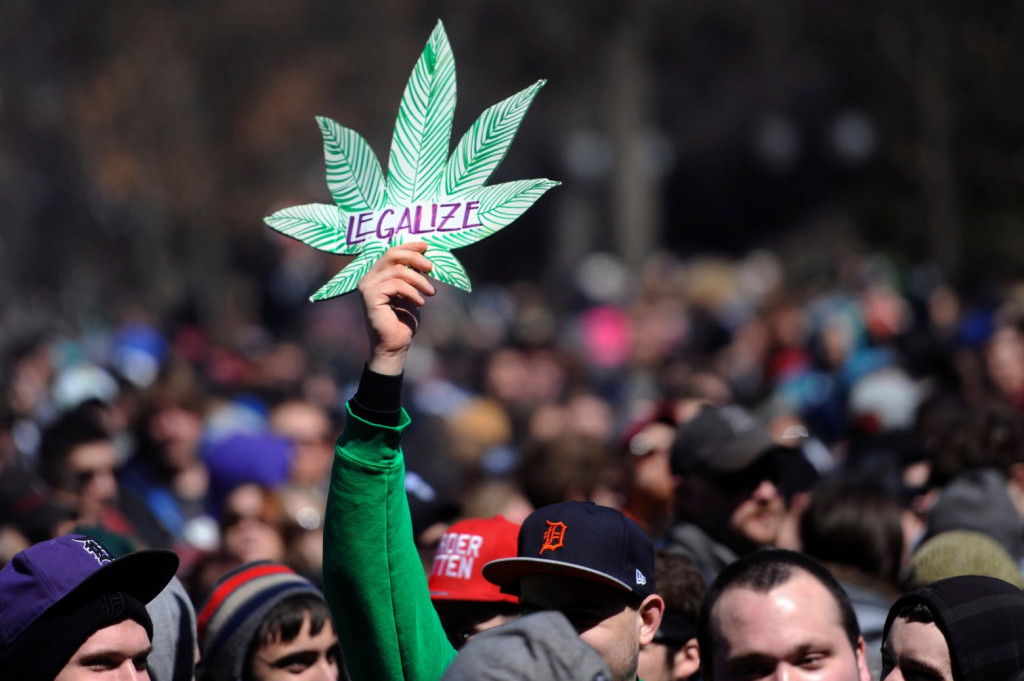 Καναδάς: Αποποινικοποιεί την κατοχή ναρκωτικών με σκοπό την εξάλειψη του στίγματος