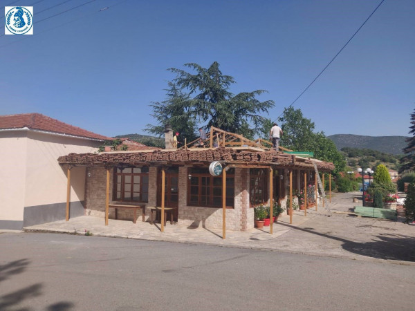 Αντικατάσταση στέγης δημοτικού κτιρίου στη Τρίπολη