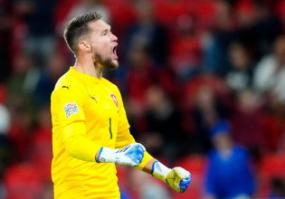 Διδύραμβοι για τον ανίκητο Βατσλίκ – Κατέβασε ρολά κόντρα στην Ελβετία